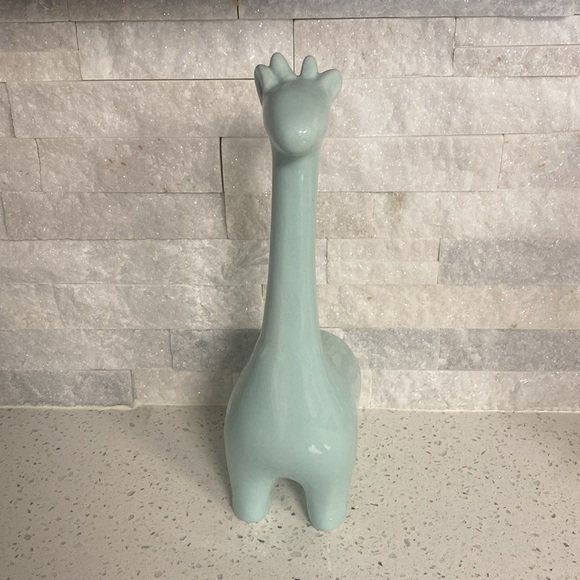 Blue giraffe 🦒 - Picture 3 of 3